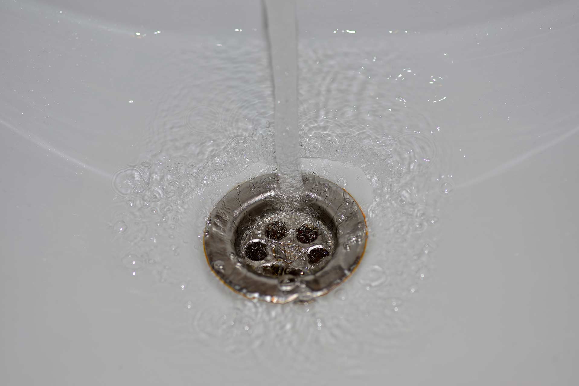 A2B Drains provides services to unblock blocked sinks and drains for properties in Portchester.